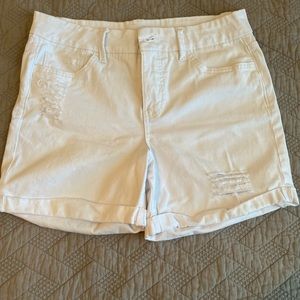 Royalty For Me-Size 6-White Shorts